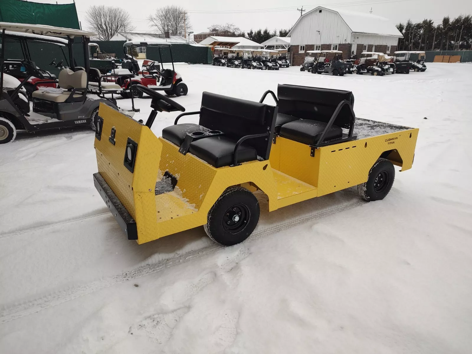 2024 CUSHMAN TITAN XD